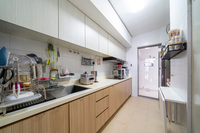 9 Boon Keng Road HDB Flat For Sale at S$ 1,350,000 | PropertyGuru Singapore - Kitchen