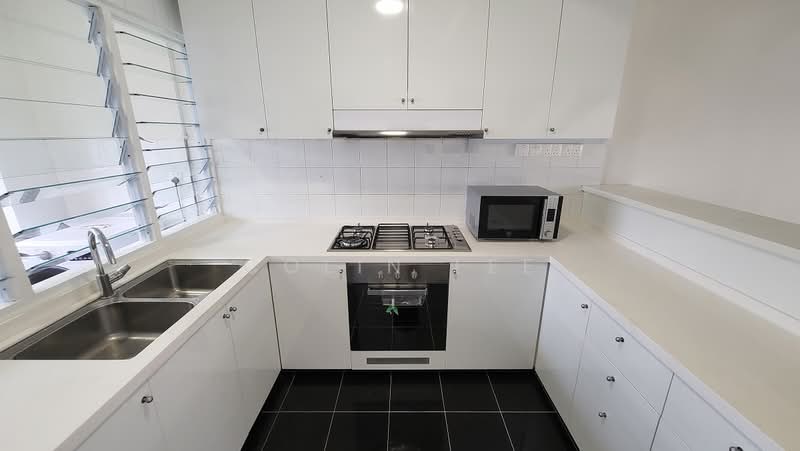 Chancery Court, 36A Dunearn Road, 3 Bedrooms, 2,034 sqft, Walk-up Apartment For Rent, by Colin Lee, 500056480 - PropertyGuru.com.sg