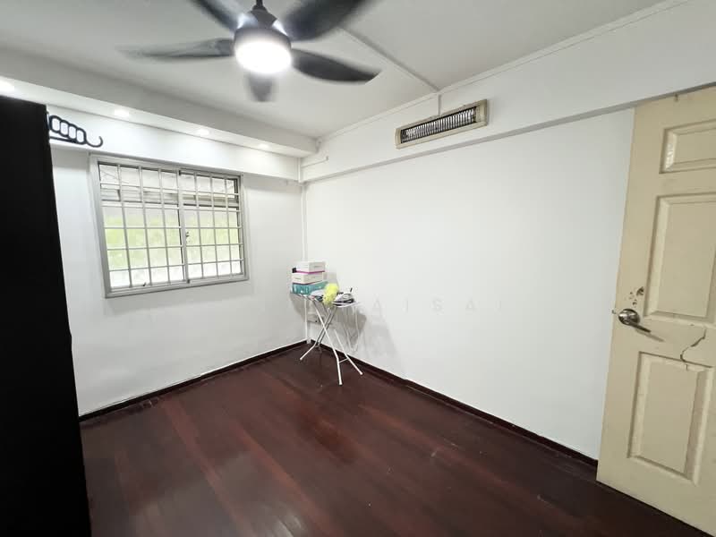 160 Yishun Street 11 HDB Flat For Sale at S$ 450,000 | PropertyGuru Singapore
