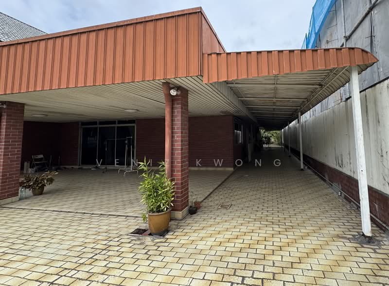 berwick drive Detached House For Sale at S$ 11,500,000 | PropertyGuru Singapore - Exterior