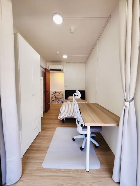 Pandan Valley, 3 Pandan Valley, Room Rental, 98 sqft, Condominium For Rent, by Hui Xian, 500056498 - Bedroom - PropertyGuru.com.sg