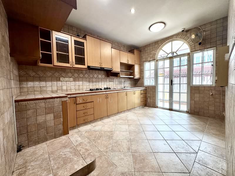 Huge 2.5 sty Detached House Near Beauty World MRT, Upper Bukit Timah, 9 Bedrooms, 6,100 sqft, Detached House For Rent, by Han Hui Ying, 500056506 - PropertyGuru.com.sg