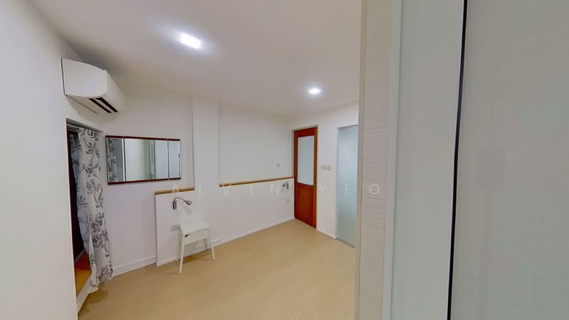 80 Chay Yan Street Walk-up Apartment For Sale at S$ 1,150,000 | PropertyGuru Singapore - Interior