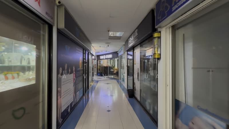 Bukit Timah Shopping Centre, 170 Upper Bukit Timah Road, 205 sqft, Mall Shop For Sale, by Alvin Chua, 500056514 - Corridor - CommercialGuru.com.sg