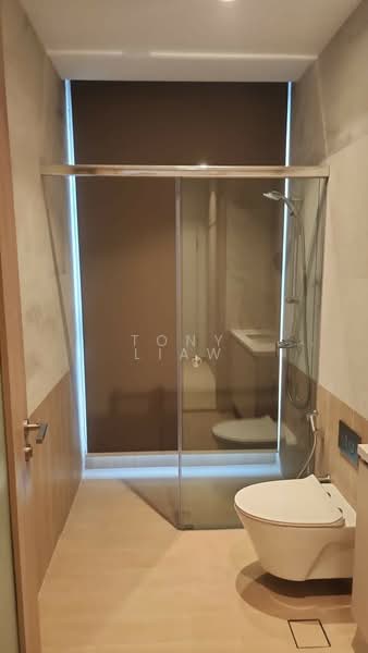 River Valley Road 1 Bedroom + Study, River Valley Rd, 1 Bedroom, 718 sqft, Shophouse For Rent, by Tony Liaw, 500056518 - Bathroom - PropertyGuru.com.sg