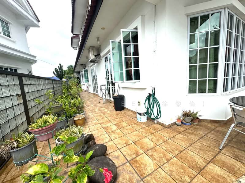 Freehold Semi-Detached ✧ 1 km to CHIJ St Nicholas Semi-Detached House For Sale at S$ 6,200,000 | PropertyGuru Singapore - Exterior