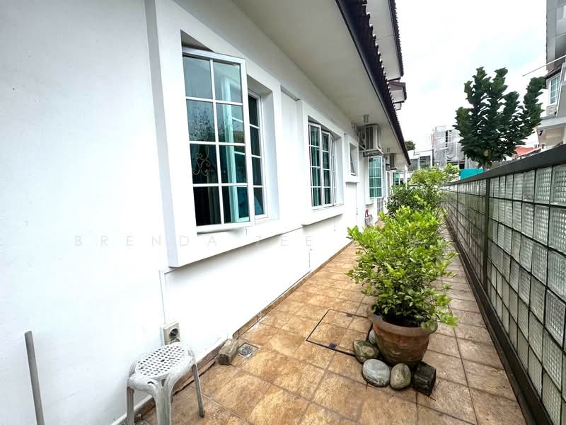 Freehold Semi-Detached ✧ 1 km to CHIJ St Nicholas Semi-Detached House For Sale at S$ 6,200,000 | PropertyGuru Singapore - Exterior
