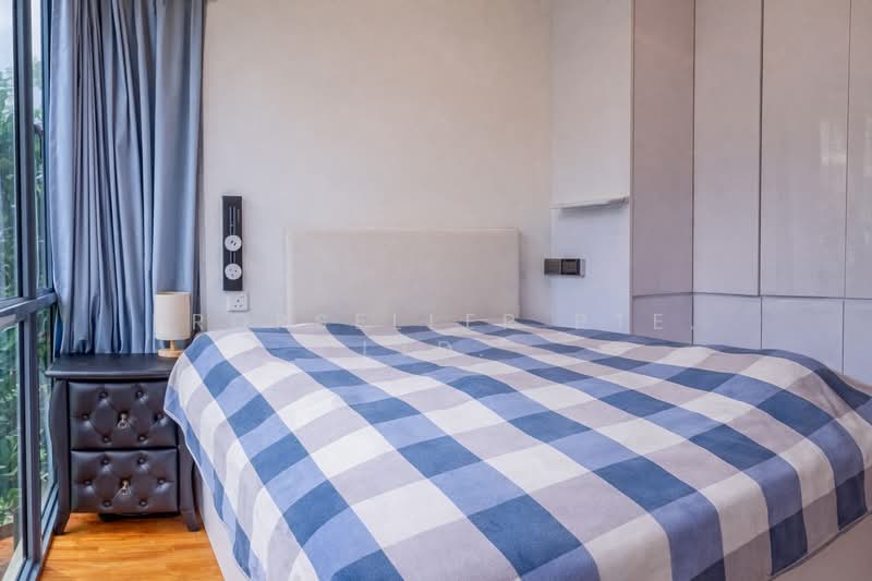 Palm Isles Condominium For Sale at S$ 960,000 | PropertyGuru Singapore - Bedroom