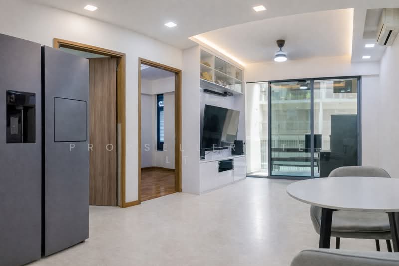 Palm Isles Condominium For Sale at S$ 960,000 | PropertyGuru Singapore - Living Room