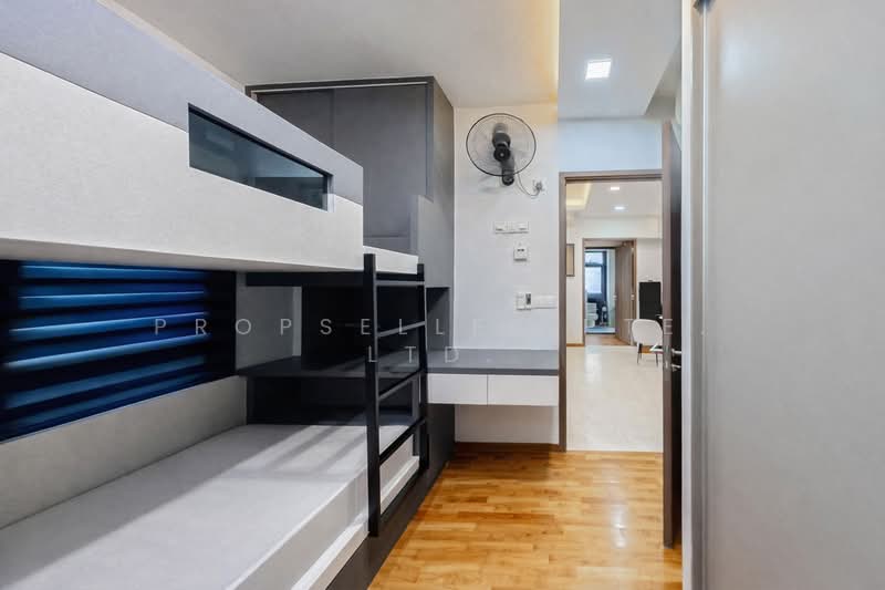 Palm Isles Condominium For Sale at S$ 960,000 | PropertyGuru Singapore - Bedroom