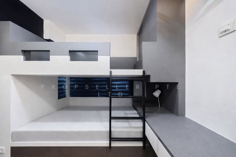 Palm Isles Condominium For Sale at S$ 960,000 | PropertyGuru Singapore - Bedroom