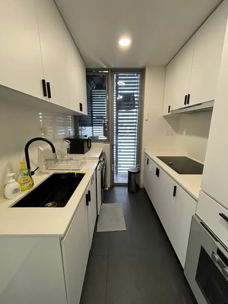 Signature at Lewis, 1 Lewis Road, 2 Bedrooms, 980 sqft, Condominium For Rent, by Jane Ee, 500056562 - Kitchen - PropertyGuru.com.sg