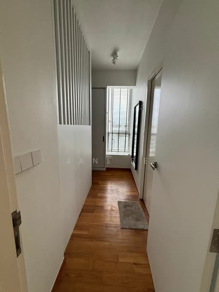 Signature at Lewis, 1 Lewis Road, 2 Bedrooms, 980 sqft, Condominium For Rent, by Jane Ee, 500056562 - Entrance to Master - PropertyGuru.com.sg