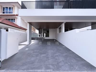 For Sale - Brand new freehold semi detached house at Kembangan.