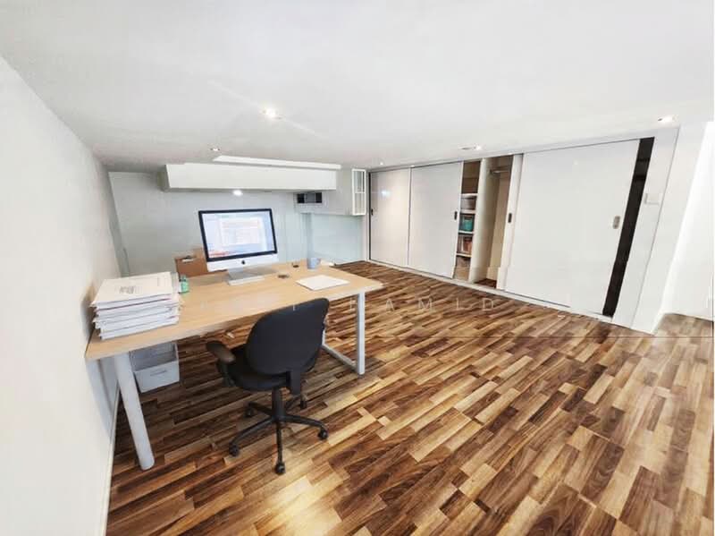 The Central, 8 Eu Tong Sen Street, 646 sqft, Office For Sale, by Akif Hamid, 500056579 - Study - CommercialGuru.com.sg