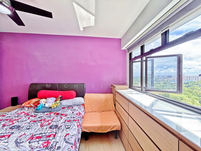 472C Fernvale Street HDB Flat For Sale at S$ 700,000 | PropertyGuru Singapore - Bedroom