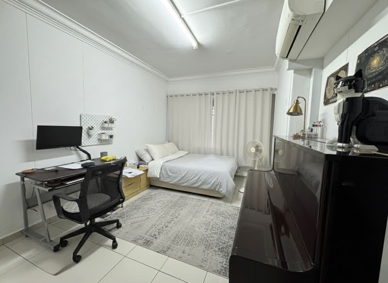 633 Choa Chu Kang North 6 HDB Flat For Sale at S$ 795,000 | PropertyGuru Singapore - Bedroom