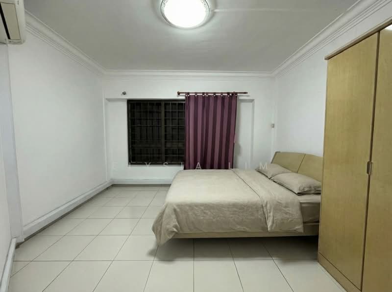 633 Choa Chu Kang North 6 HDB Flat For Sale at S$ 795,000 | PropertyGuru Singapore - Bedroom