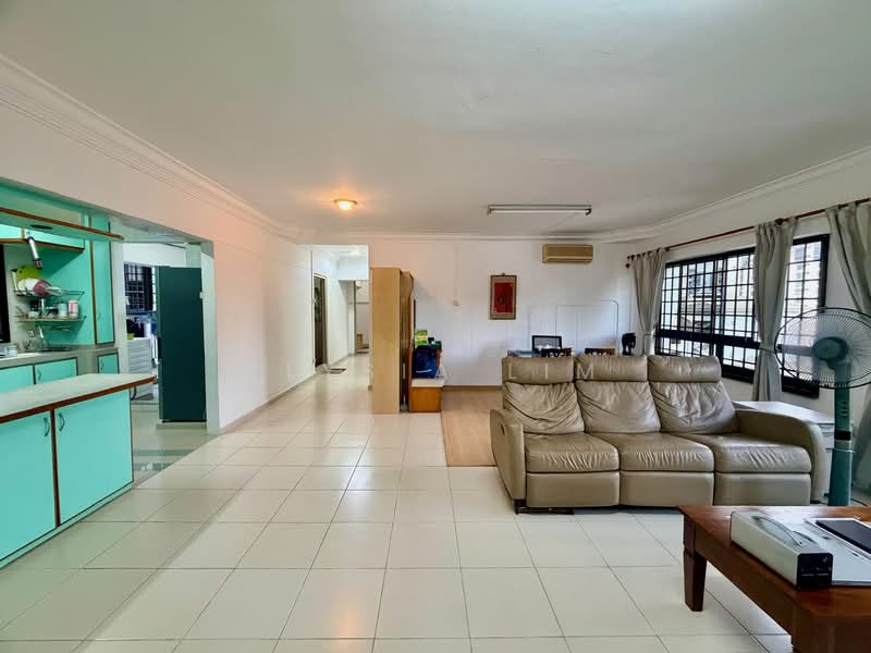 633 Choa Chu Kang North 6, 633 Choa Chu Kang North 6, 3 Bedrooms, 1,367 sqft, HDB Flat For Sale, by Elysia Lim, 500056586 - Living Room - PropertyGuru.com.sg