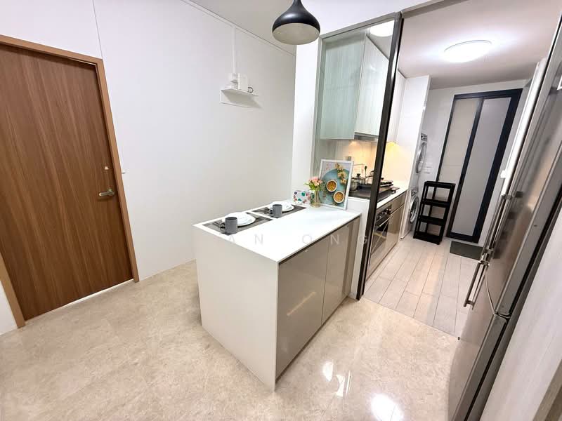 The Clement Canopy, 18 Clementi Avenue 1, Room Rental, 80 sqft, Condominium For Rent, by Sean Ong, 500056588 - Kitchen - PropertyGuru.com.sg
