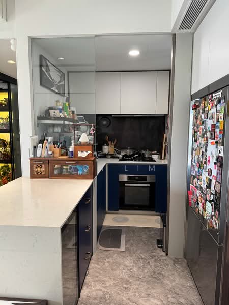 Margaret Ville Apartment For Sale at S$ 2,300,000 | PropertyGuru Singapore - Kitchen