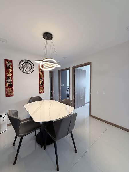 422A Northshore Drive HDB Flat For Sale at S$ 798,000 | PropertyGuru Singapore