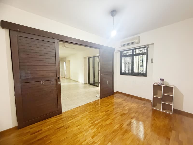 For Sale - 298C Compassvale Street