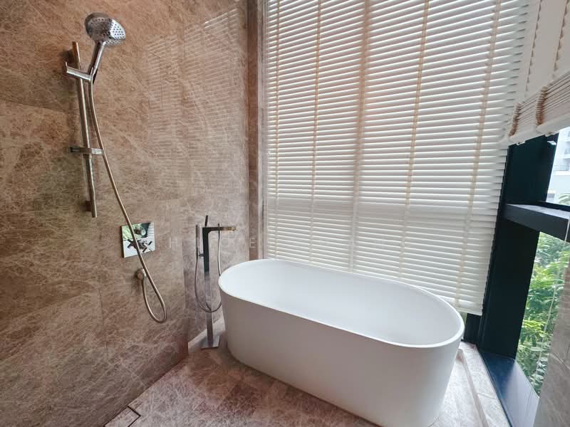 Martin Modern Condominium For Sale at S$ 5,000,000 | PropertyGuru Singapore - Bathroom