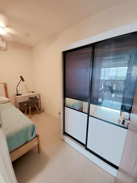 Orchid Park Condominium, 81 Yishun Street 81, Room Rental, 130 sqft, Condominium For Rent, by Pheron Lim, 500056711 - Bedroom - PropertyGuru.com.sg