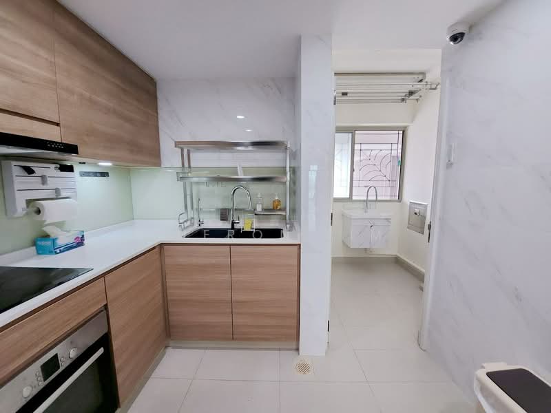 Orchid Park Condominium, 81 Yishun Street 81, Room Rental, 130 sqft, Condominium For Rent, by Pheron Lim, 500056711 - Kitchen - PropertyGuru.com.sg