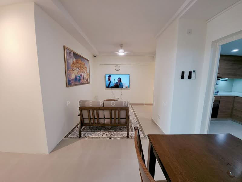 Orchid Park Condominium, 81 Yishun Street 81, Room Rental, 130 sqft, Condominium For Rent, by Pheron Lim, 500056711 - Living Room - PropertyGuru.com.sg