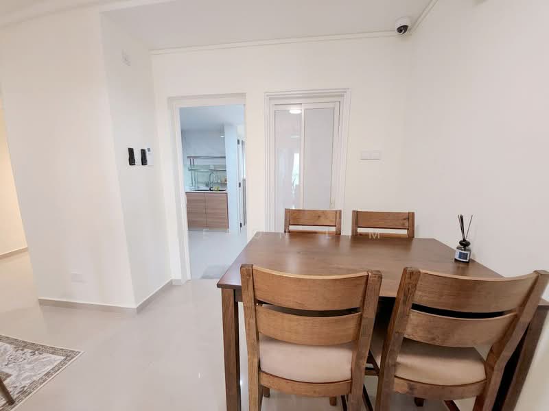 Orchid Park Condominium, 81 Yishun Street 81, Room Rental, 130 sqft, Condominium For Rent, by Pheron Lim, 500056711 - Dining Room - PropertyGuru.com.sg
