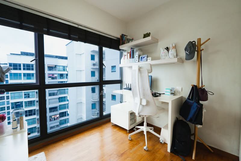 519A Tampines Central 8 HDB Flat For Sale at S$ 925,000 | PropertyGuru Singapore - Study
