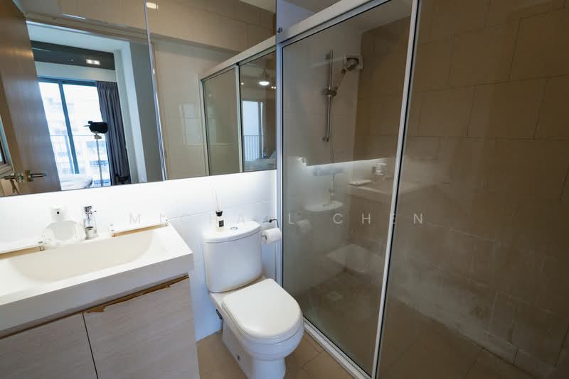 519A Tampines Central 8 HDB Flat For Sale at S$ 925,000 | PropertyGuru Singapore - Bathroom