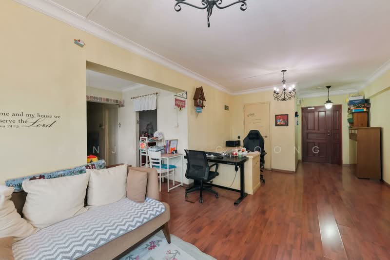 350 Ang Mo Kio Street 32 HDB Flat For Sale at S$ 972,000 | PropertyGuru Singapore