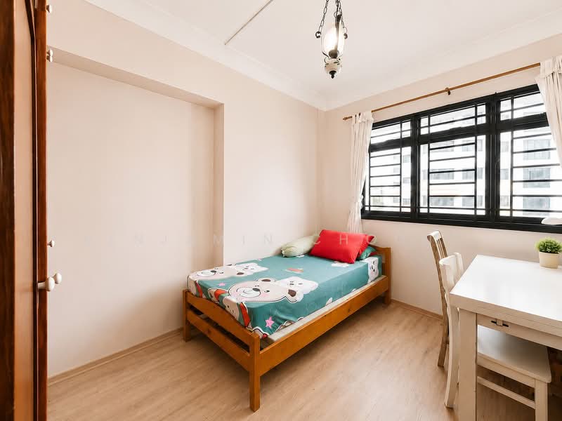 350 Ang Mo Kio Street 32, 350 Ang Mo Kio Street 32, 3 Bedrooms, 1,184 sqft, HDB Flat For Sale, by Benjamin Choong, 500056725 - Bedroom - PropertyGuru.com.sg