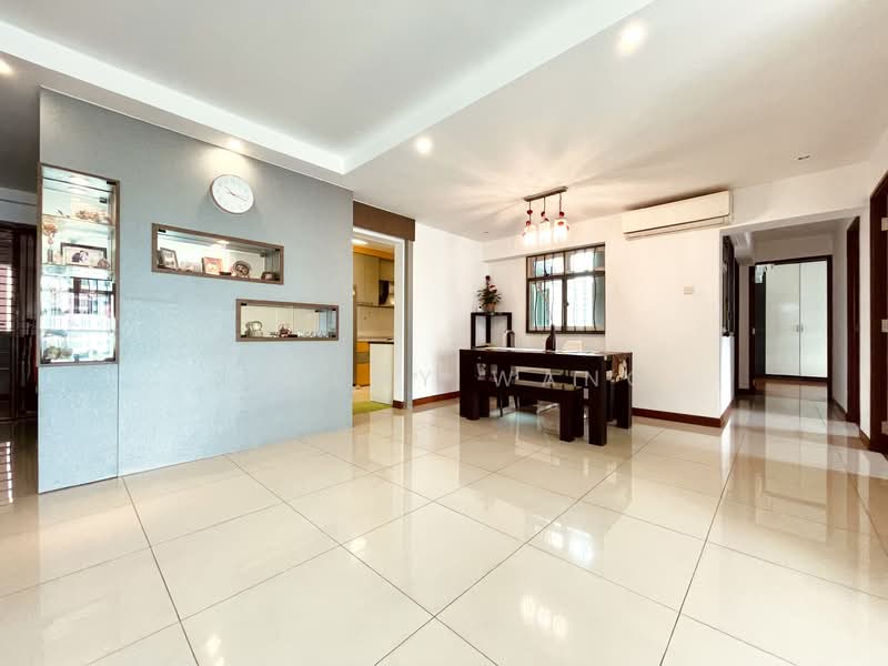 649 Punggol Central HDB Flat For Sale at S$ 718,000 | PropertyGuru Singapore - Dining Room