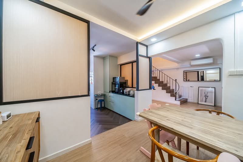 717 Bedok Reservoir Road HDB Flat For Sale at S$ 988,000 | PropertyGuru Singapore - Kitchen