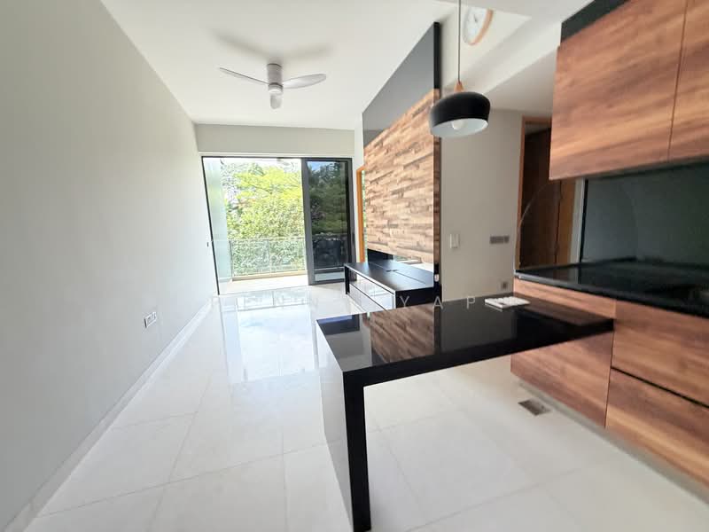 Goodwood Grand, 30 Balmoral Road, 2 Bedrooms, 863 sqft, Apartment For Rent, by Penny Yap, 500056745 - PropertyGuru.com.sg