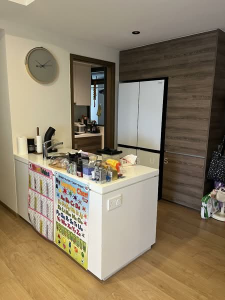 The Topiary Executive Condominium For Sale at S$ 2,250,000 | PropertyGuru Singapore - Kitchen