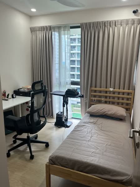 The Topiary Executive Condominium For Sale at S$ 2,250,000 | PropertyGuru Singapore - Bedroom