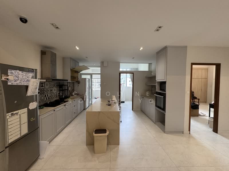 Minbu Villa Apartment For Sale at S$ 3,500,000 | PropertyGuru Singapore - Kitchen