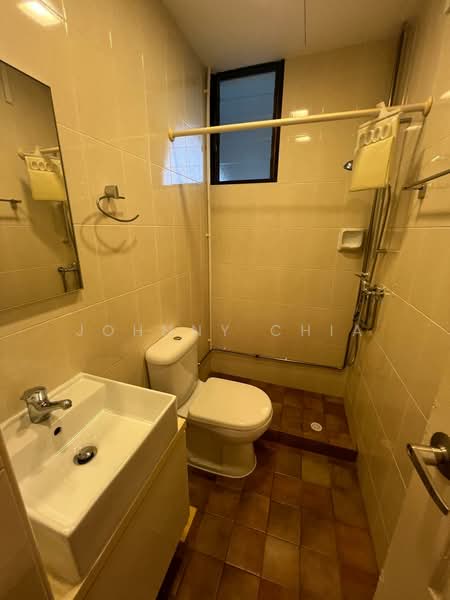 Pastoral View, 7 Bassein Road, 3 Bedrooms, 1,259 sqft, Apartment For Rent, by Johnny Chia, 500056757 - Bathroom - PropertyGuru.com.sg