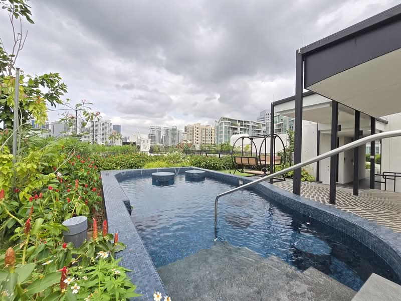 Jervois Mansion Condominium For Sale at S$ 1,500,000 | PropertyGuru Singapore - Pool