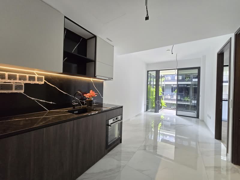 Jervois Mansion Condominium For Sale at S$ 1,500,000 | PropertyGuru Singapore - Kitchen