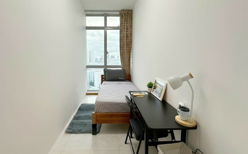 Hillview Regency, 28 Bukit Batok East Avenue 2, Room Rental, 140 sqft, Condominium For Rent, by Jeron Lee, 500056773 - CR1 - PropertyGuru.com.sg