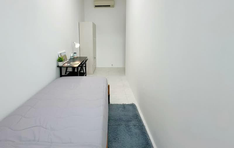 Hillview Regency, 28 Bukit Batok East Avenue 2, Room Rental, 140 sqft, Condominium For Rent, by Jeron Lee, 500056773 - CR1 - PropertyGuru.com.sg