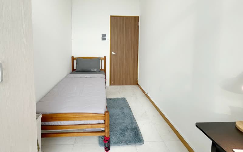 Hillview Regency, 28 Bukit Batok East Avenue 2, Room Rental, 140 sqft, Condominium For Rent, by Jeron Lee, 500056773 - CR2 - PropertyGuru.com.sg