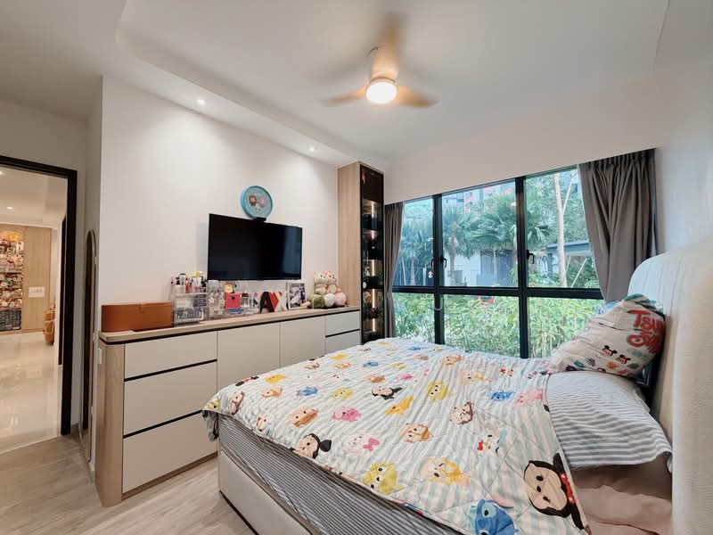 Riverfront Residences Condominium For Sale at S$ 2,180,000 | PropertyGuru Singapore - Bedroom