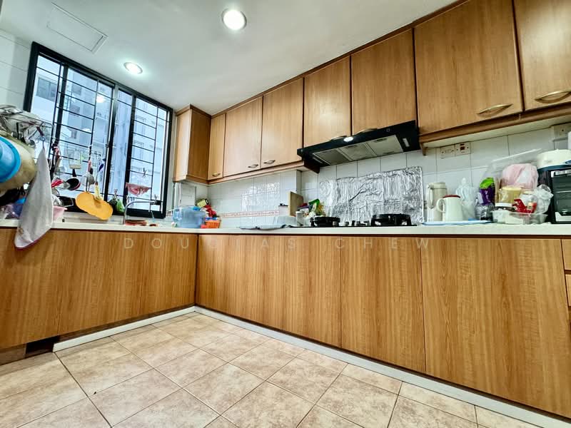 Westmere Condominium For Sale at S$ 1,450,000 | PropertyGuru Singapore